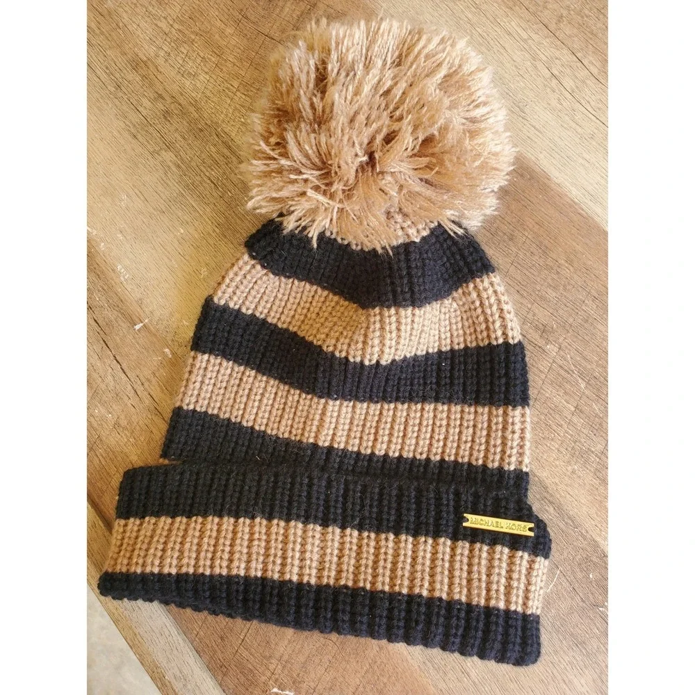 Michael Kors Beanie Hat Camel Black Striped‎ Pom Pom Winter Knit One Size